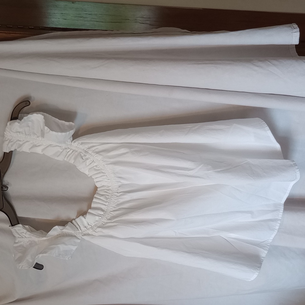 SOSL ruffle white summer top